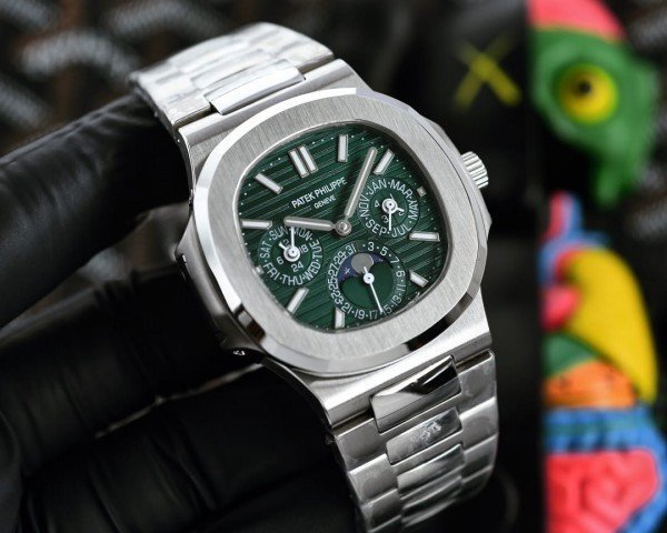 PATEK PHILIPPE AUTOMATIC CALENDAR EDITION PRIMIUM WATCH
