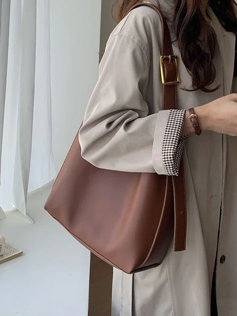WOMAN HANDBAGS